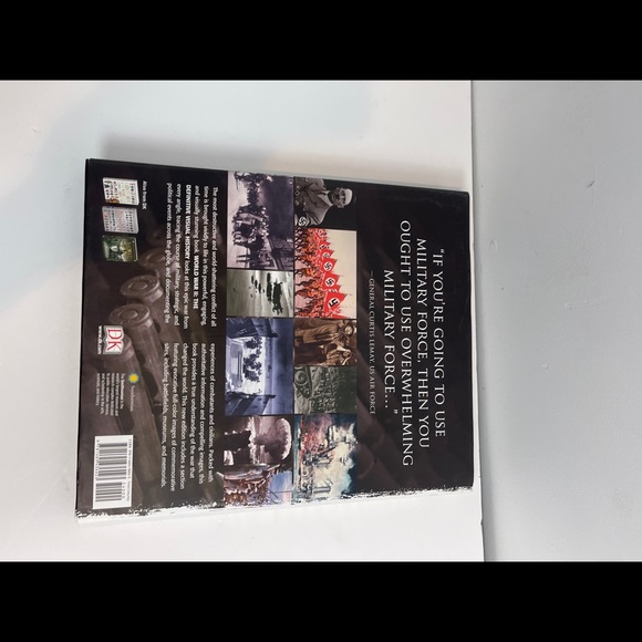 World War 11 hard book - Picture 3 of 4